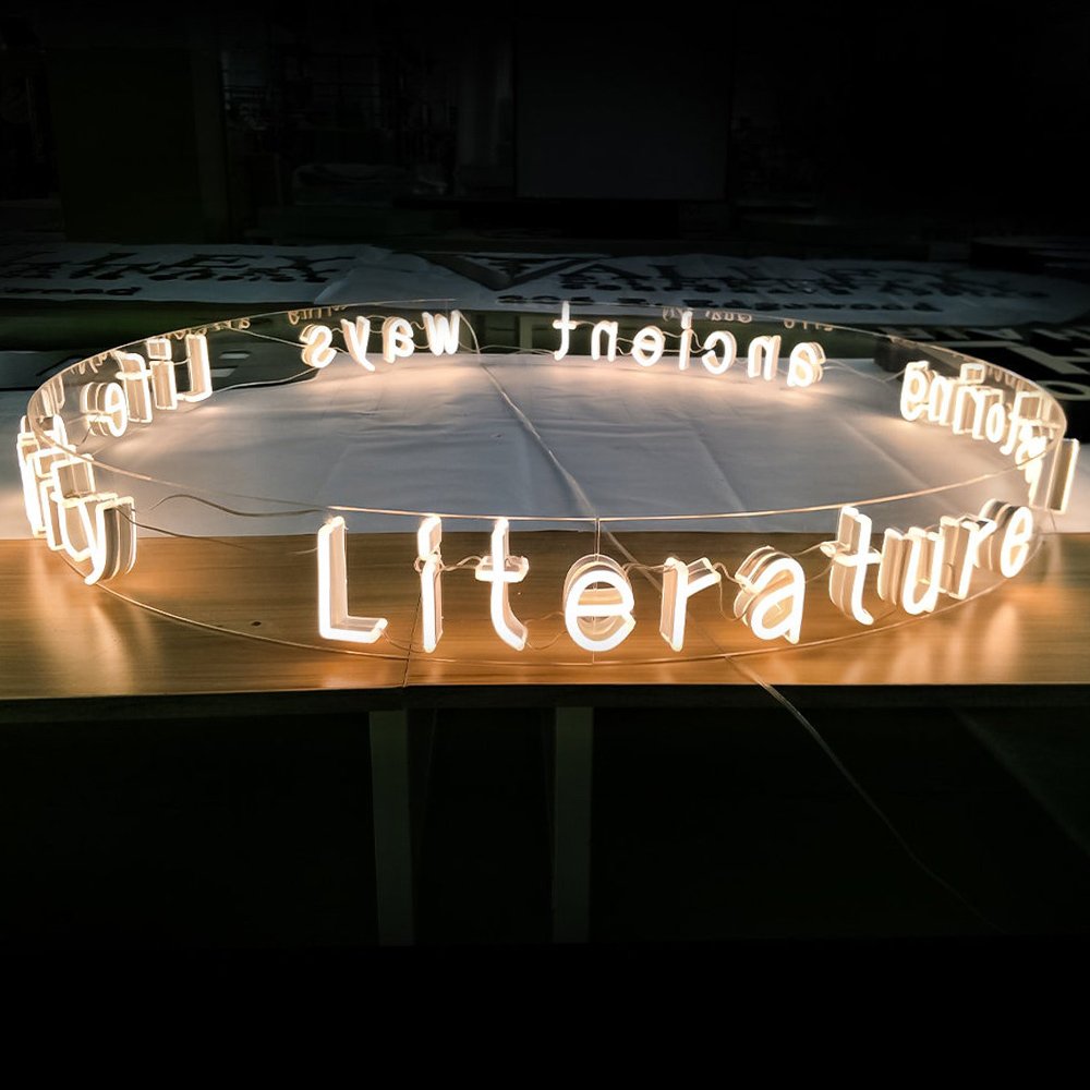 Personalized Acrylic Wall Hanging Ceiling Circle Neon Sign Business Advertising Decoration Round Signage