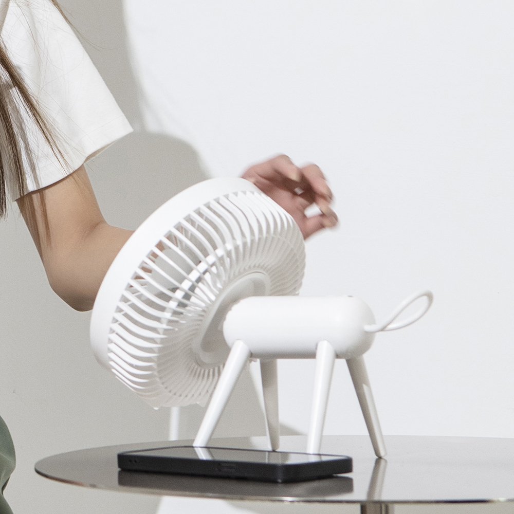 4000mAh Mini USB Fan Creative Portable Outdoor and Desktop Summer Ceiling Fan Air Cooling for Home Use Wholesale