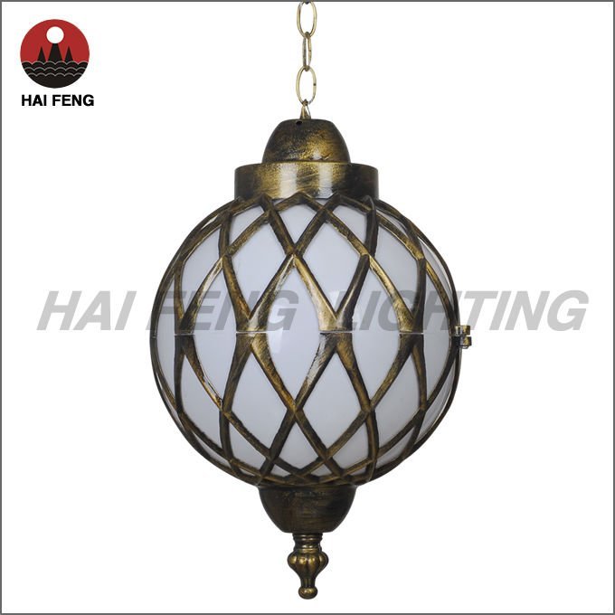 Zhongshan antique brass E27 die-casting aluminum and glass cover outdoor house shaped pendant Garden Lamps