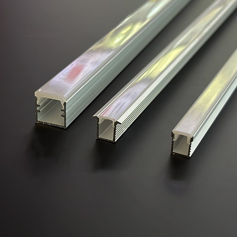 Customizable Surface Mounted Aluminum Profiles Channel With PC Cover Diffuser Light Strip Light For LED Lighting Channel
