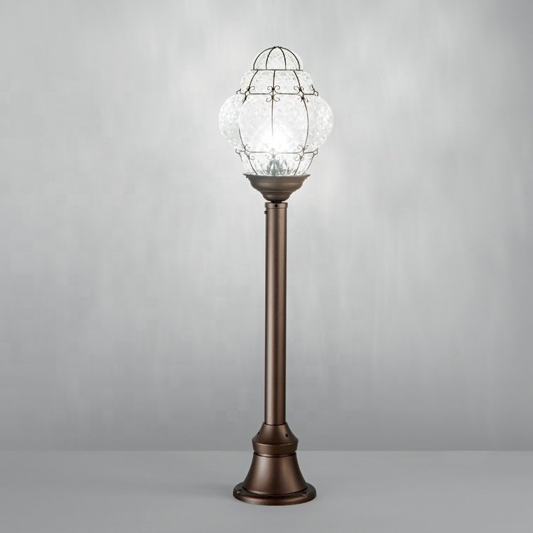 Italian-Made EP398-250CRB Classic Garden Pole Lamp Smart White LED Light Moving Glass Body for Outdoor Display & Warehouses