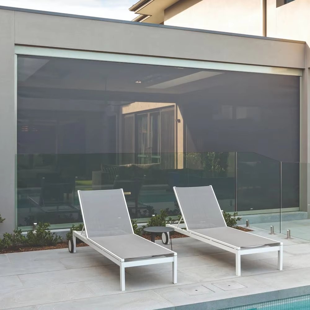 Electric Motorized Wifi Smart Control Outdoor Zipper Roller Blinds for Pergola Block UV Light Big Size Outdoor Roller Shades