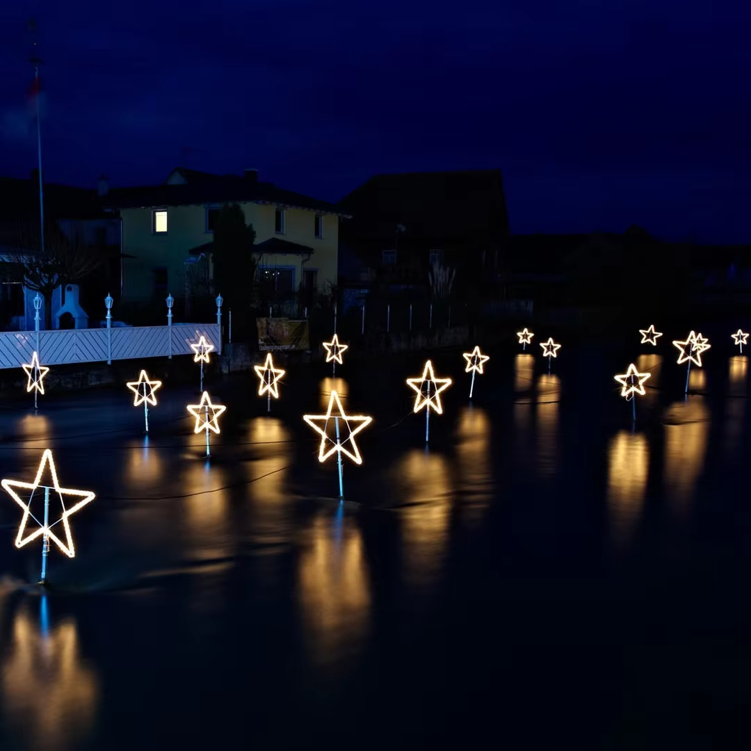Factory Price Event Outdoor Christmas Decoration Fabric Crafts Warm White Color 3d Sculpture Star Light