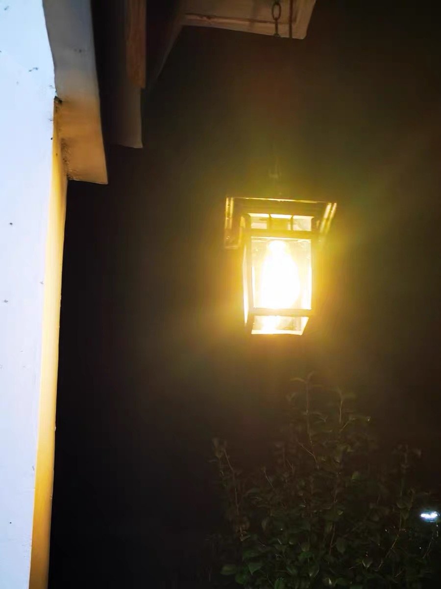 Outdoor Courtyard Corridor Gate Garden Villa Balcony Modern Pendant Light Solar Outdoor Waterproof Pendant Light