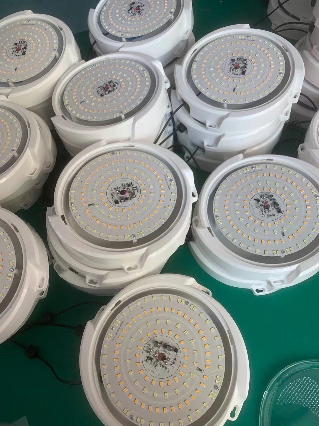 High Quality Indoor Outdoor Waterproof IP65 Round Led Solar Lamp Garden Lamp Ceiling Lights