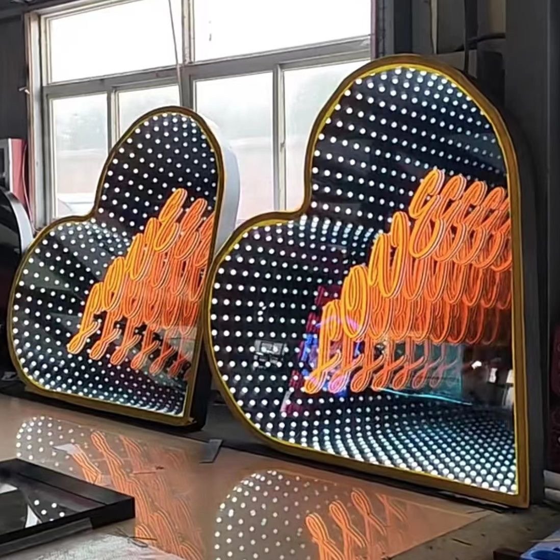 Winbo Custom Neon With Mirror 3D Magic Multicolor Thousand Layer Infinite Mirror Luminous Letters Led Neon Sign