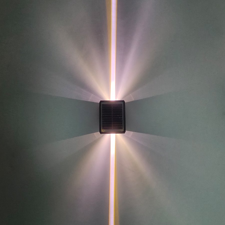 2024 Hot style Explosive models Outdoor waterproof solar wall light up and down LED wash lights for villa garden Exclusive