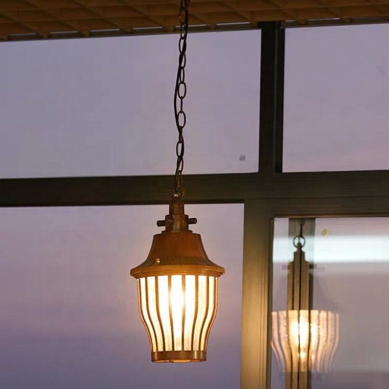 American outdoor waterproof and rust-proof garden lamps corridor balcony lamps outdoor villa E27 garden chandelier