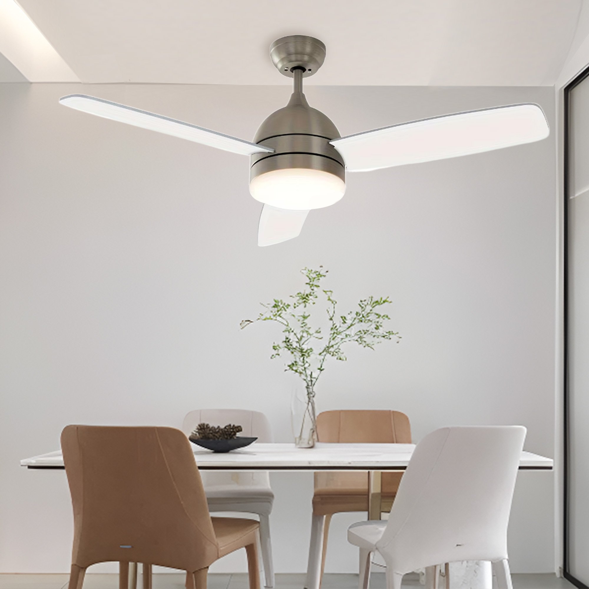 High Quality Decorative DC Motor Dining Room Living Room 3 Plywood Blades Ceiling Fan Lights with Remote Control