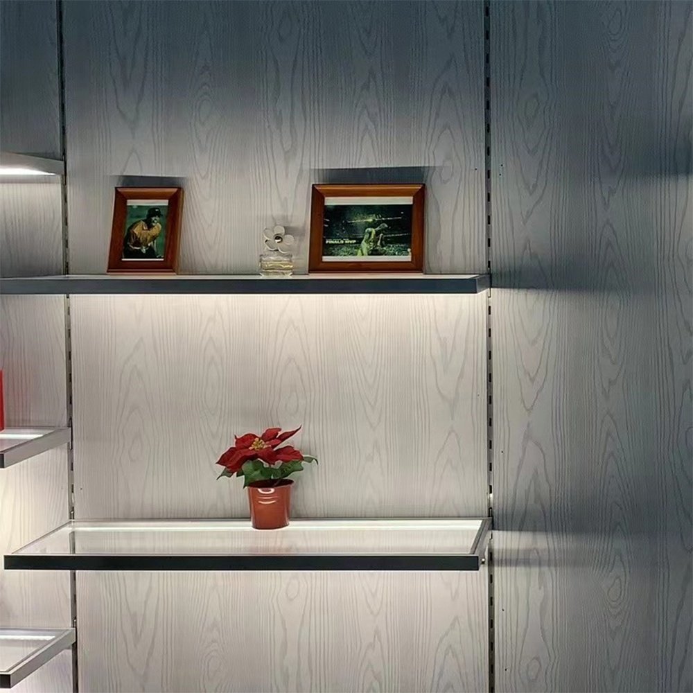 High quality guide rails are widely used for shelf lights. The built-in design of the power rail is safer and more aesthetically