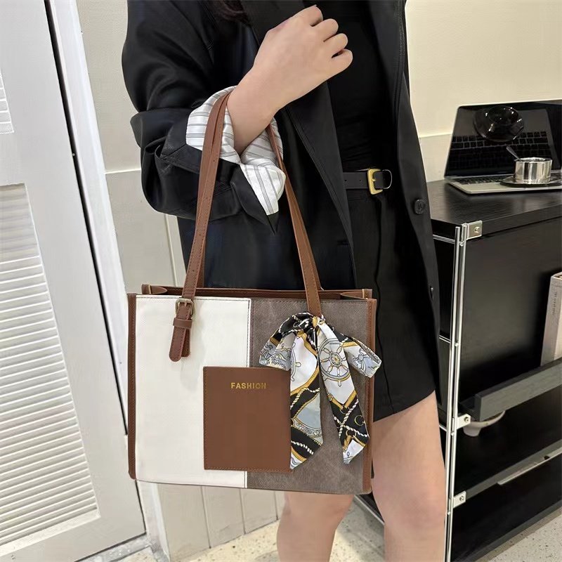 Tote Leather Bags Factory wholesale handbags 2024 Stnm Light Lady Tote Leather Bags Lady Design Purses for women