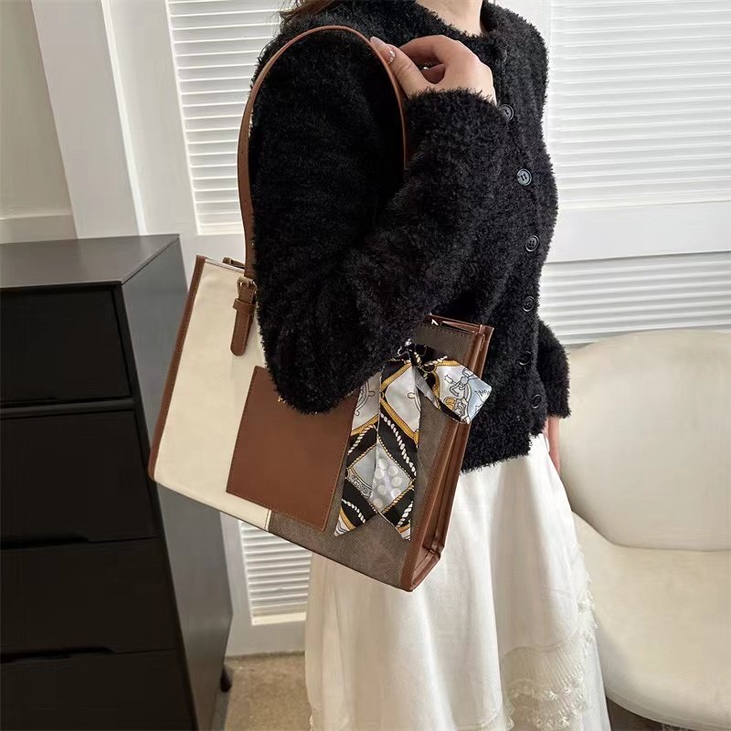 Tote Leather Bags Factory wholesale handbags 2024 Stnm Light Lady Tote Leather Bags Lady Design Purses for women