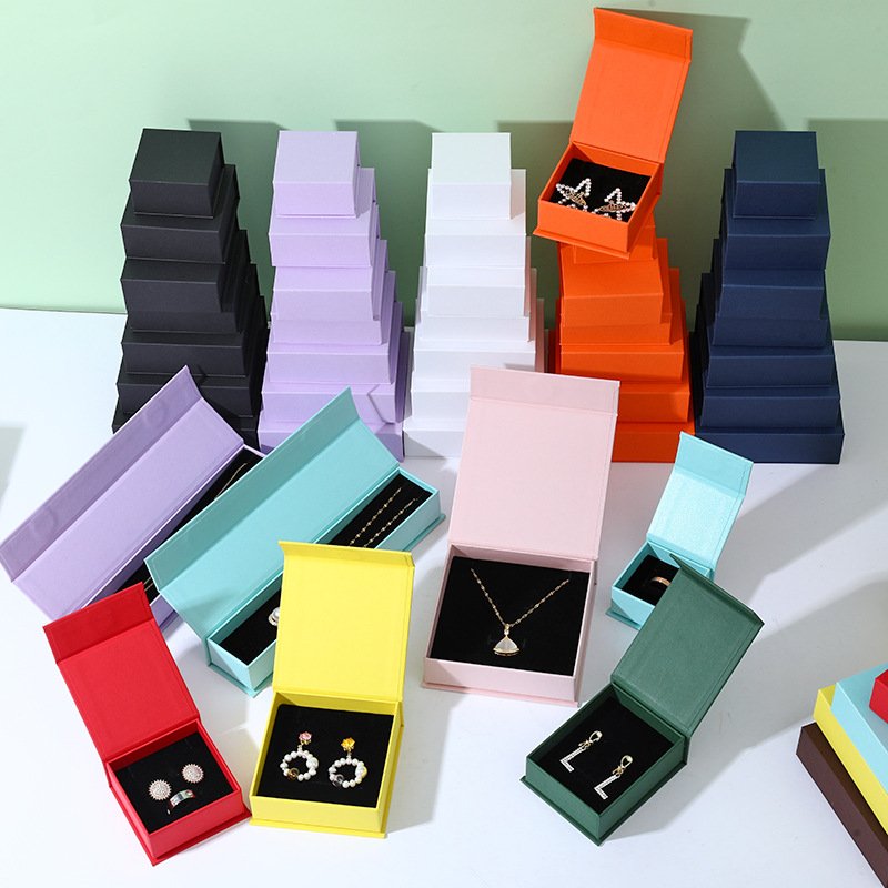 Wholesale Y#MD06 Book Shaped Magnetic Flip-Top Box Cardboard Paper Jewelry Box With Flocking Sponge Insert