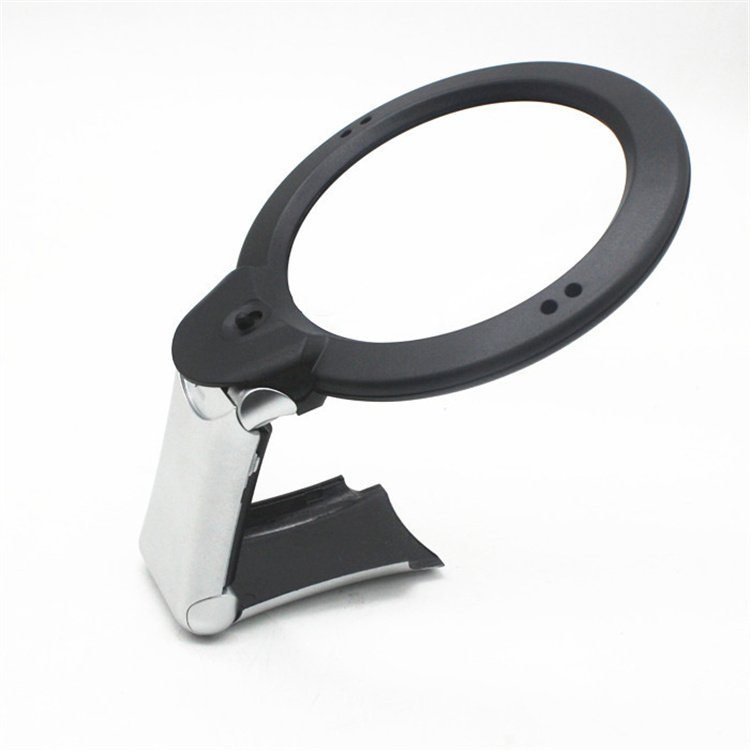 Handheld desktop desktop dual-purpose elderly reading newspaper reading magnifier with led light identification MG1713-1