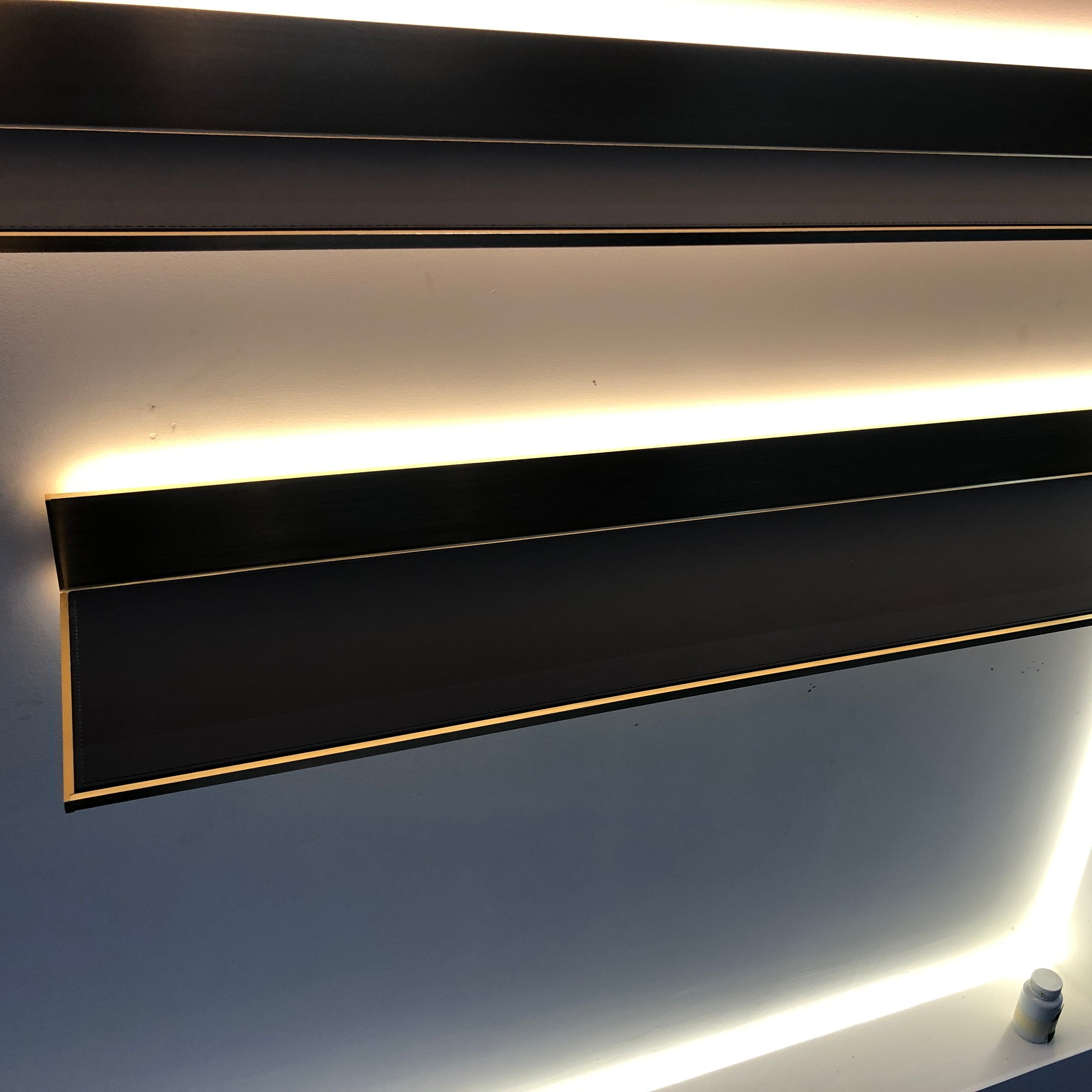 Factory wholesale Aluminum Display Shelf Lighting Led Wall Mounting Shelves&Floating Shelf With Led Light