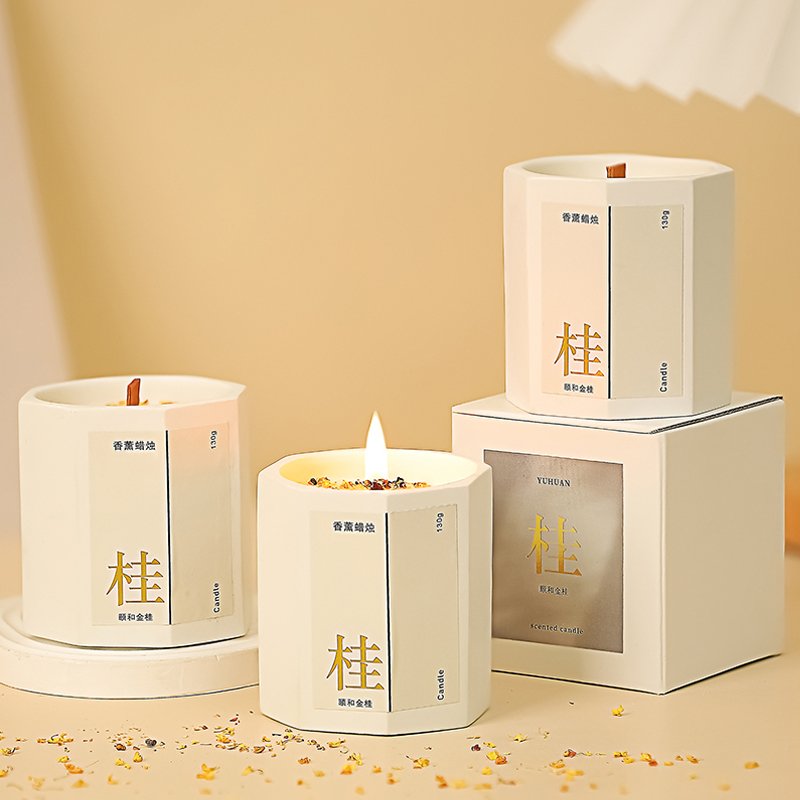 Wholesale Custom Home Decoration Long-lasting Fragrance Soy Wax Jar Private Label Scented Candle Luxury Scented Candles