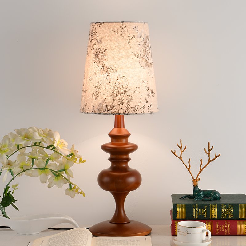 Modern Retro Creativity led Table Lamp Night lamps home decor luxury Indoor Lighting Living Room Bedside Desk Light