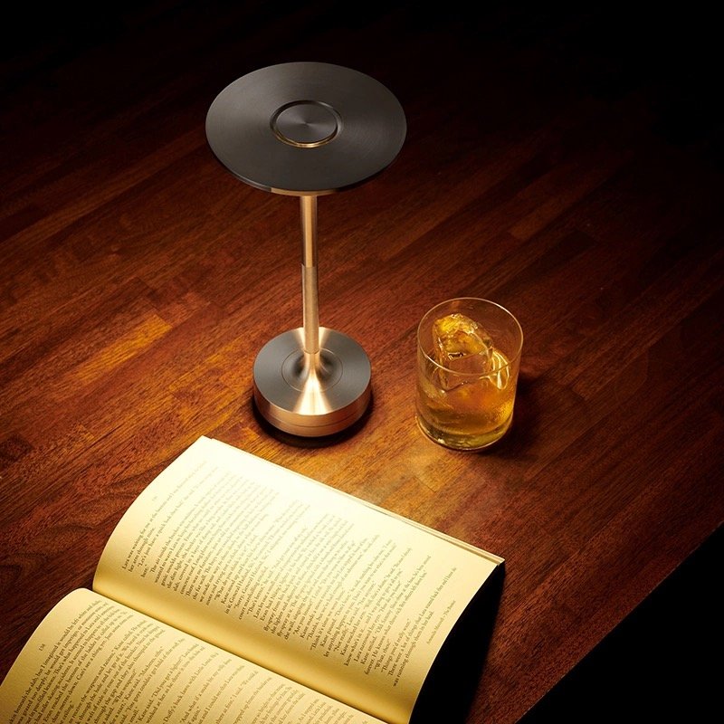 Hot Sale Dining Touch Led Hotel Bar Coffee Table Lamp Rechargeable Electroplated Decorative Desk Light Table Lamp