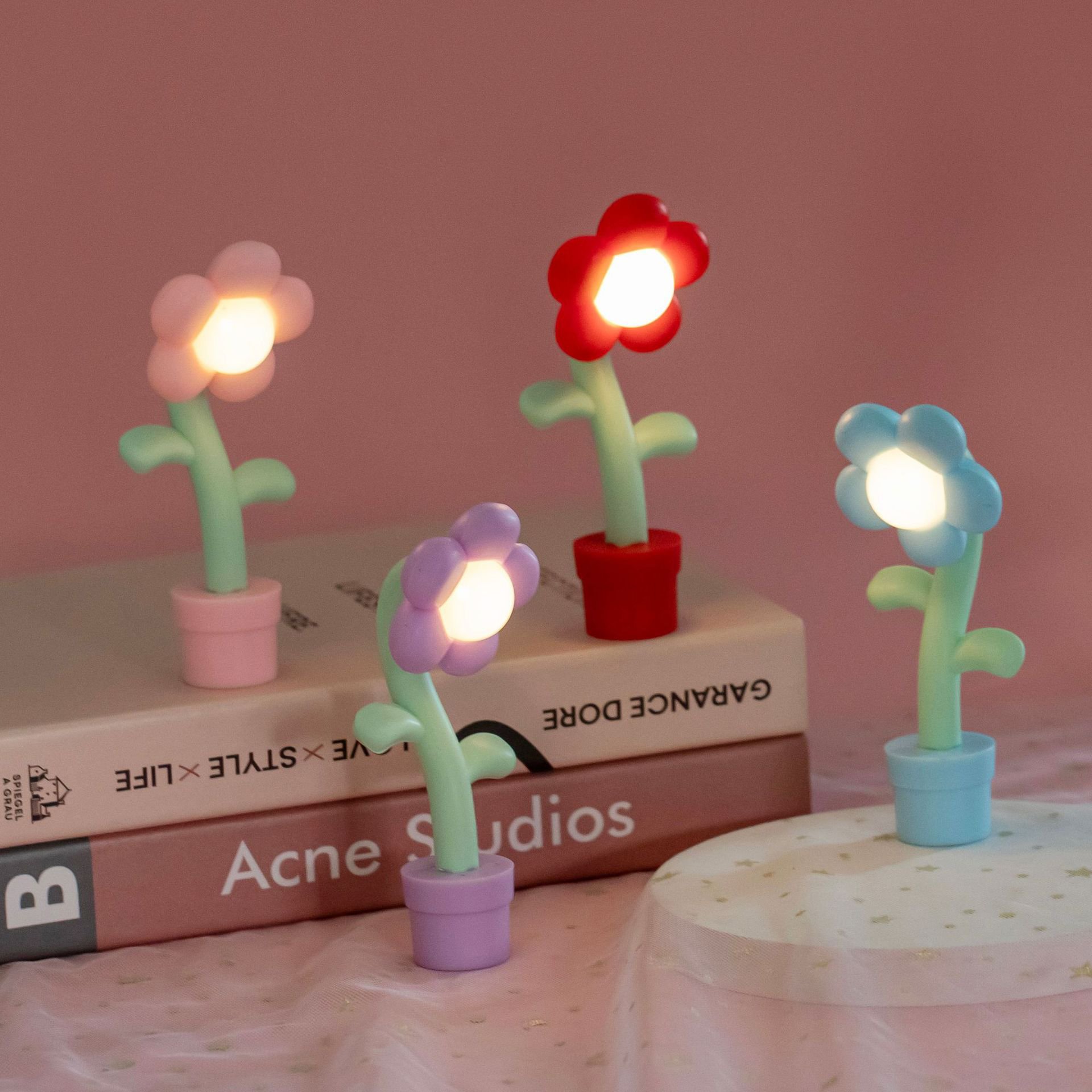 Good Quality Doll House Mini Flower Cute Sweet Little Night Light Decorative For Student Bedroom Books Tabletops Home Decoration