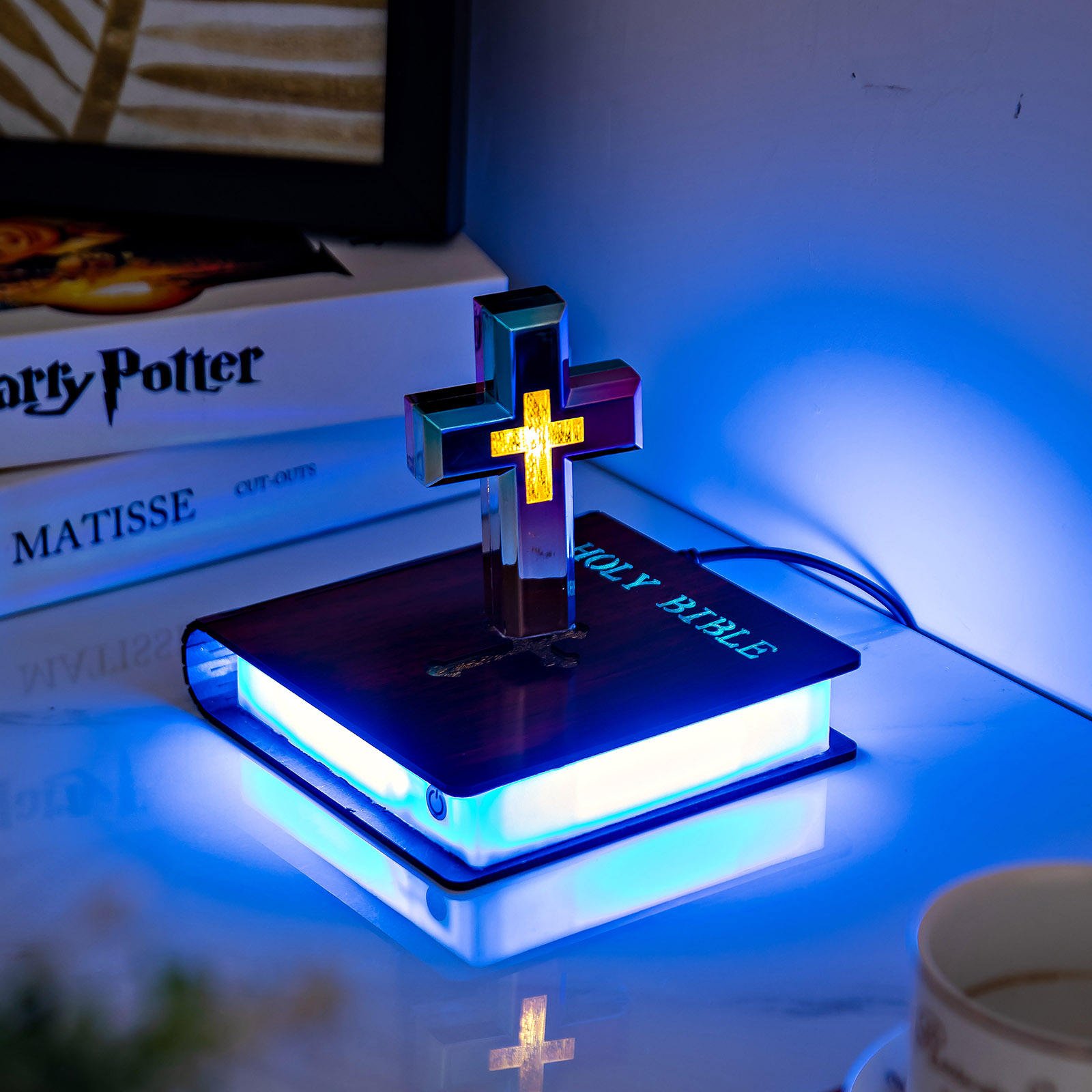 Illuminate LED Light Levitating Floating Cross Lamp Religious Decoration Christian Church Christmas Gift Jesus Holy Bible Family
