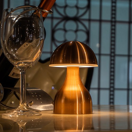New Luxury Cordless Table Lamp Battery Aluminum LED Light Hotel Bar Living Room Restaurant With Magnetic Rechargeable Base