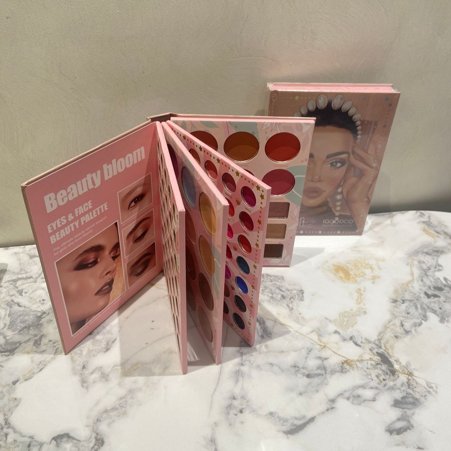 New 97-color book eyeshadow palette matte pearlescent blush highlight concealer multi-function makeup palette makeup book