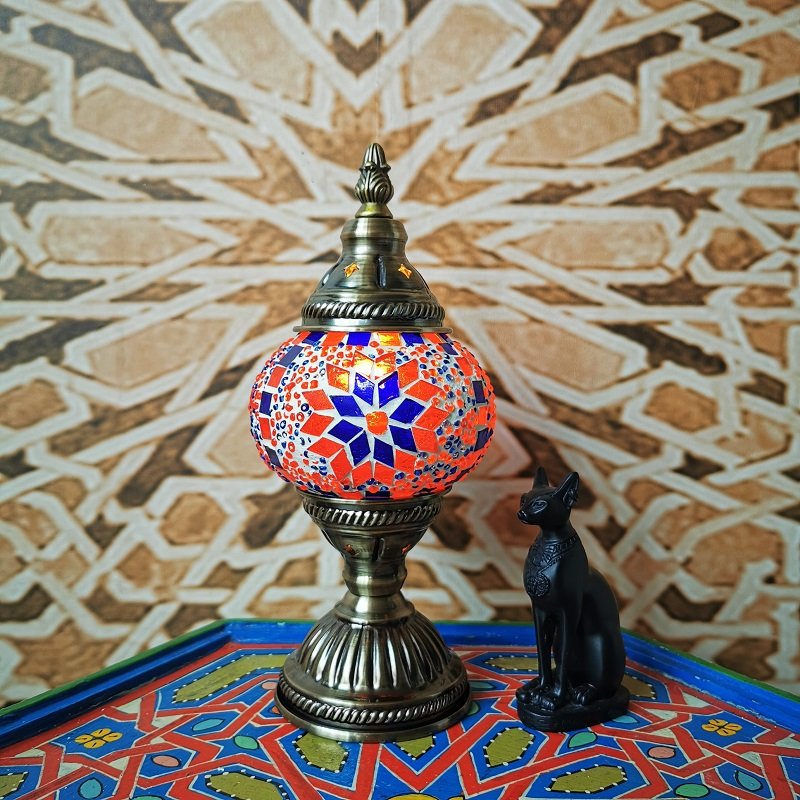 Limited edition Turkish retro romantic small table lamp Bedroom study Cafe Restaurant Hotel Home decor table lamp