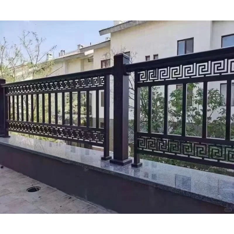 Aluminum easily assembled pvc privacy strip solar lights portable doha garden fence mesh panels gates