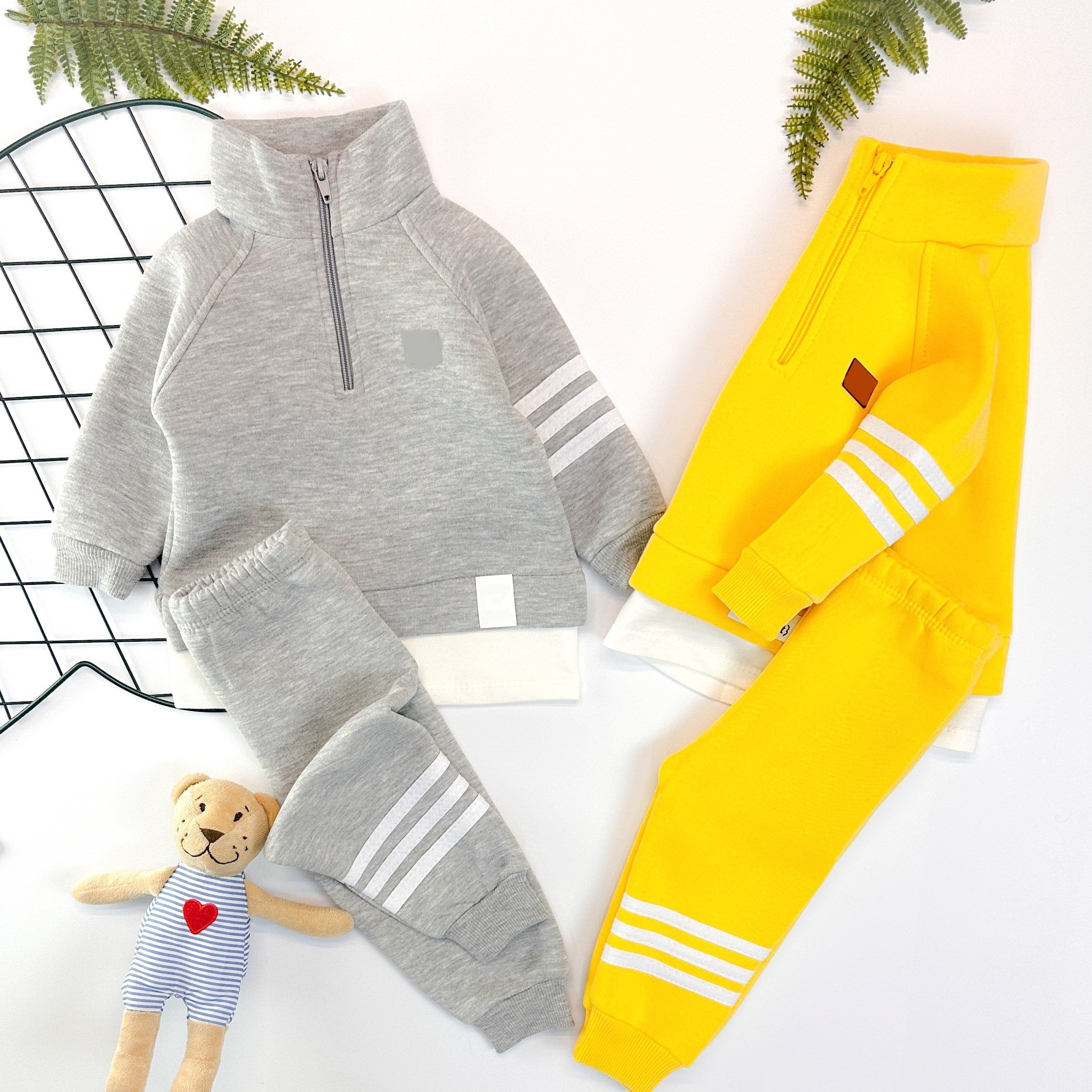 Light White Color French Terry Cotton Fabric 65% Cotton 35% Polyester Blend Fabric Winter Clothing Brushed Fleece Knitted Terry