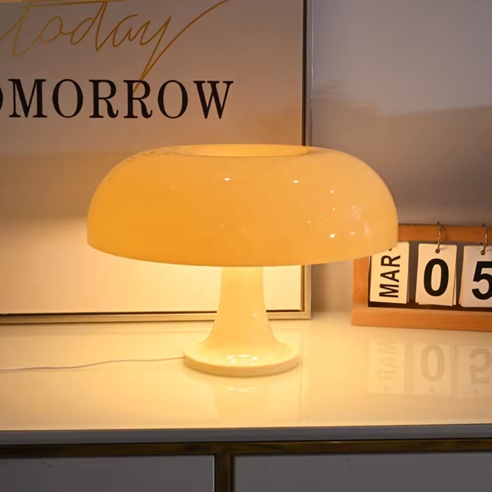 Mushroom Table Lamp Bedroom Nordic Home Decor Luxury Wholesale Night Light Bar Study Office Home Book Coffee Desk Lights