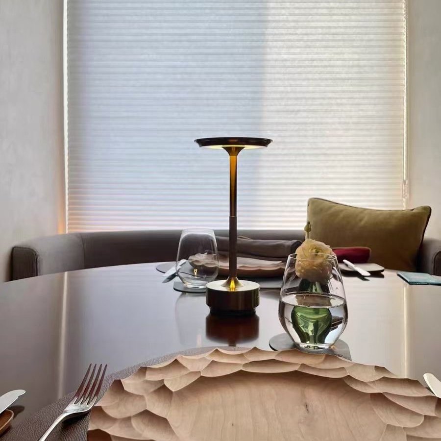 Modern Bedroom Light Cordless Touch Table Lamps Desk Rechargeable 3000mAh IP65 Bar desk Lamp with USB Charging