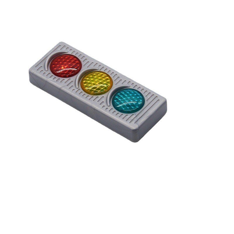 Factory Existing Mold Supply Glowing Toy Traffic Light With Three Colors Plastic High Quality Amusing Model
