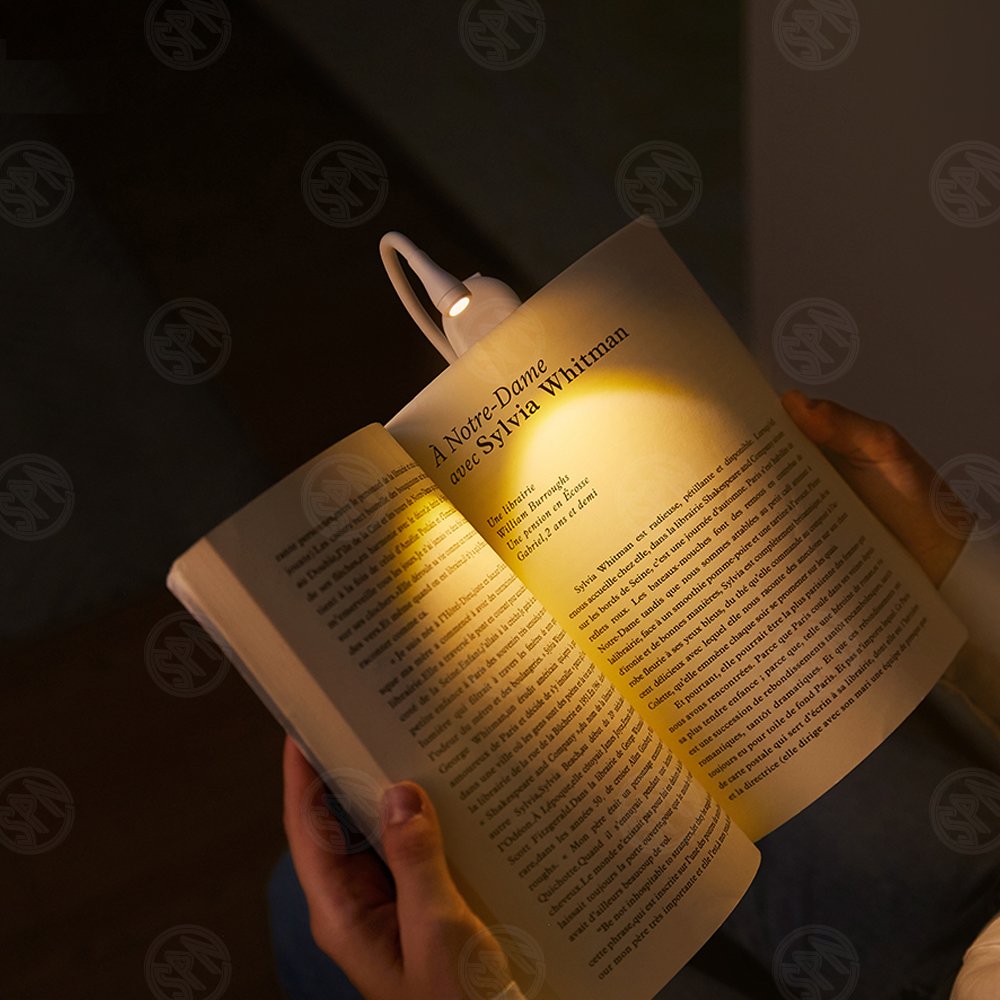 mini factory new design eye protective portable flexible USB rechargeable dimmable travelling LED clip bed reading light