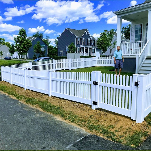 Wholesale Cheap 6X8Ft White Color Plastic Slat Pvc Privacy Garden Fence Panel Outdoor Vinyl Rail With Post