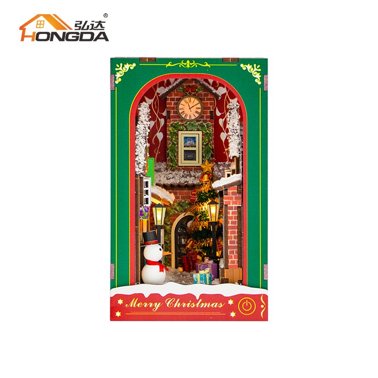 Hongda PC2417 Winter of Christmas Miniature Diy Book Nook Christmas Style Wooden Book Nook Kit With Light