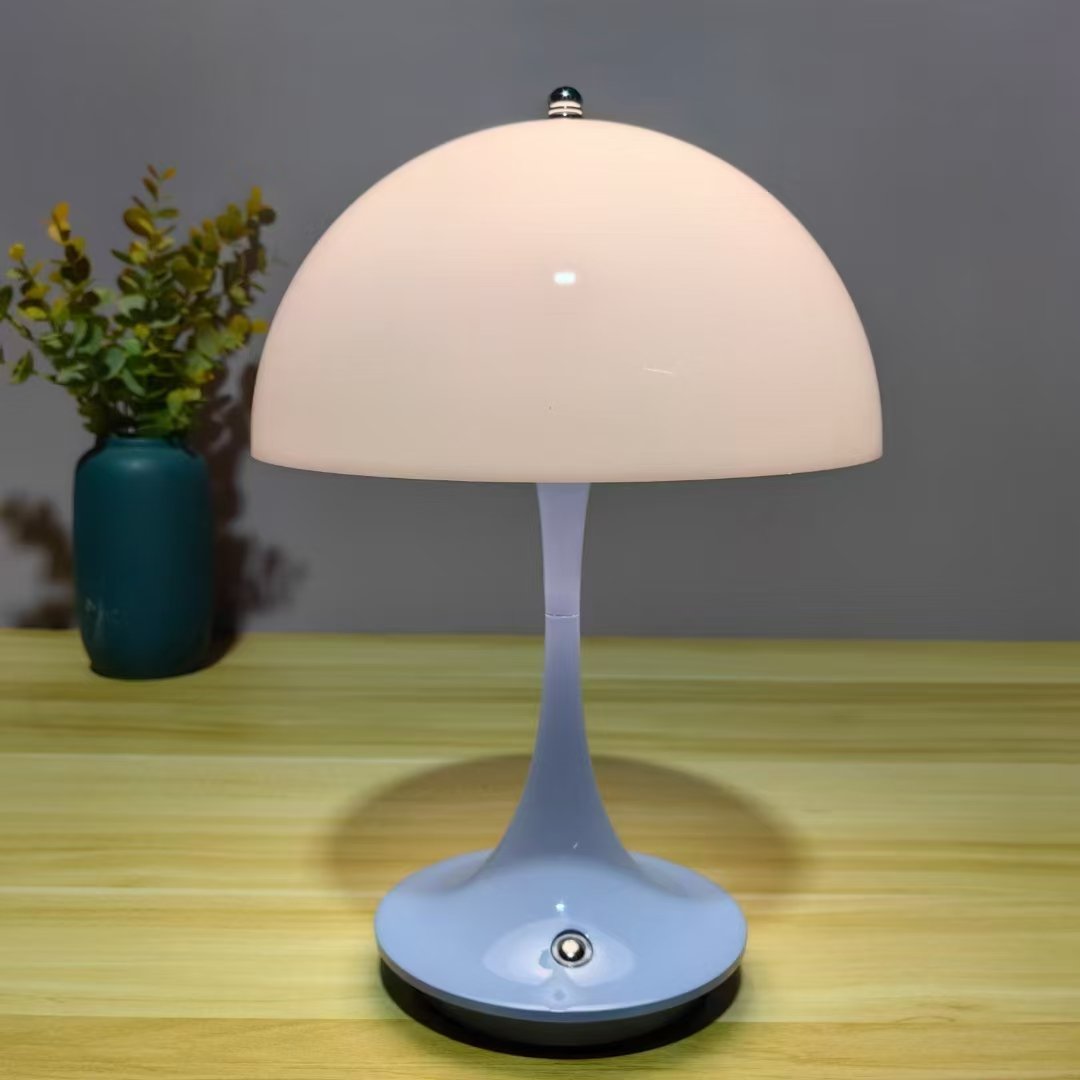 3 Color Adjustable Touch Control Memory Function Port Black table light lamp with USB charging Wireless