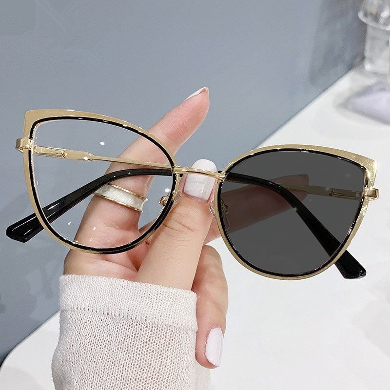 New Retro Fashion Popular Metal Cat Eye Eyeglasses Frames for All Face Anti Blue Glasses Anti Reflection Protect Eyes for Woman