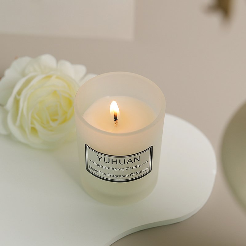 Customized White Natural Soy Wax Scented Candles Fashion Stick Pattern for Luxury Home Use Custom Private Label