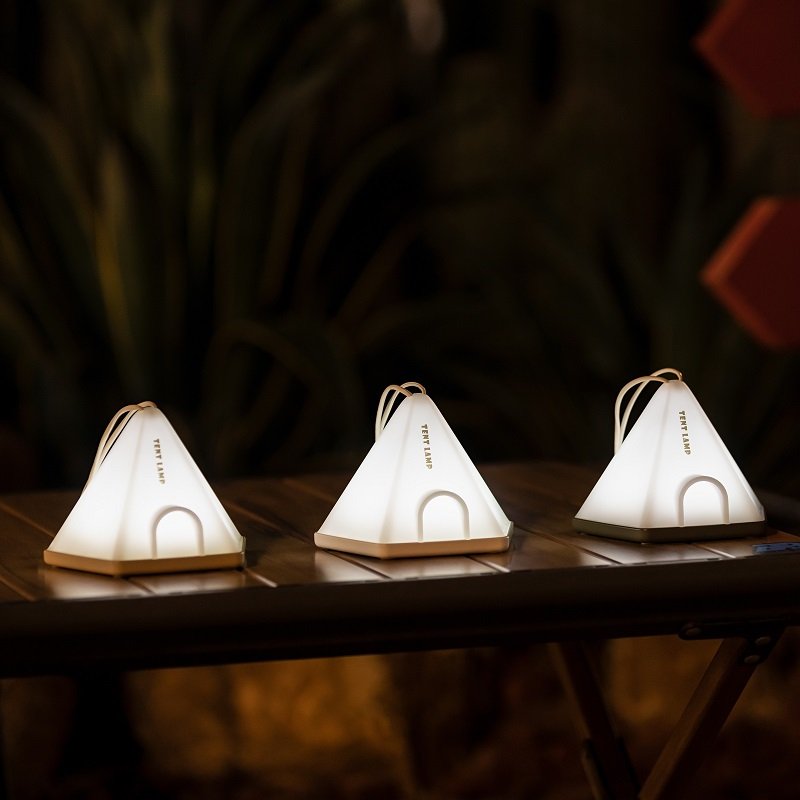 New Arrival Rechargeable Outdoor Camping Led Usb Portable Night Light Stand Mini Auto Off Bed Room Light