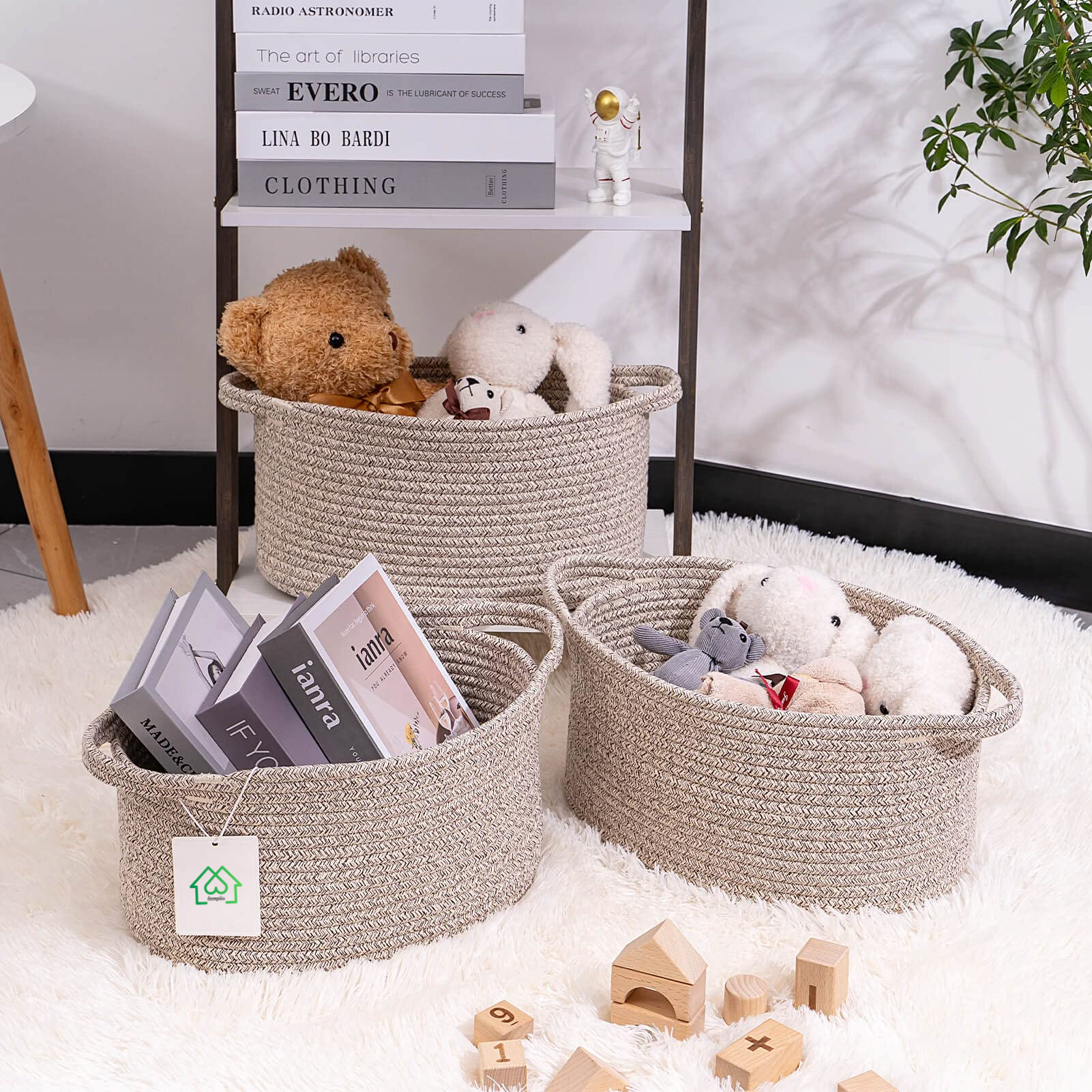 Home storage basket Cotton rope hand woven storage basket For Storage Sundries Books And key