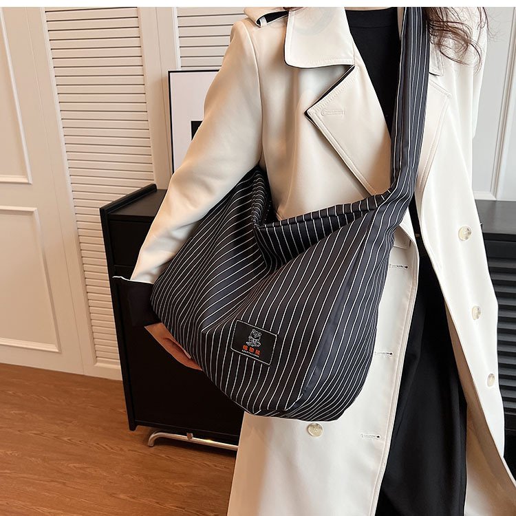 New fashion design wholesale large shopping shoulder bags Custom Logo Eco-friendly Light Lady Casual bucket bag