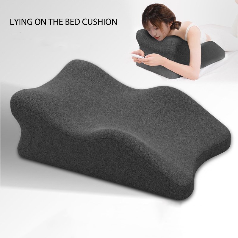 Leg pillow, venous foot pillow, pregnant woman lifts her legs and puts them on the bed to sleep on the stomach pillow