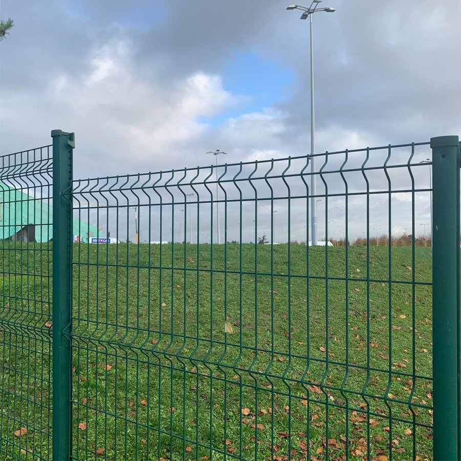 Customized Home Outdoor Decorative 3D Curved Welded Wire Mesh Garden Fence Easily Assembled Highway Fence Panel Pvc Fence