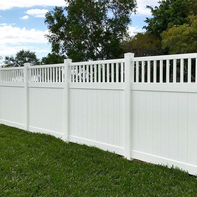 American Portable Pickt-Top Plastic Fence low Maintenance Garden Screen Warehouse Separation PVC Vinyl Privacy Fencing Panels