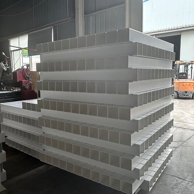 American Portable Pickt-Top Plastic Fence low Maintenance Garden Screen Warehouse Separation PVC Vinyl Privacy Fencing Panels