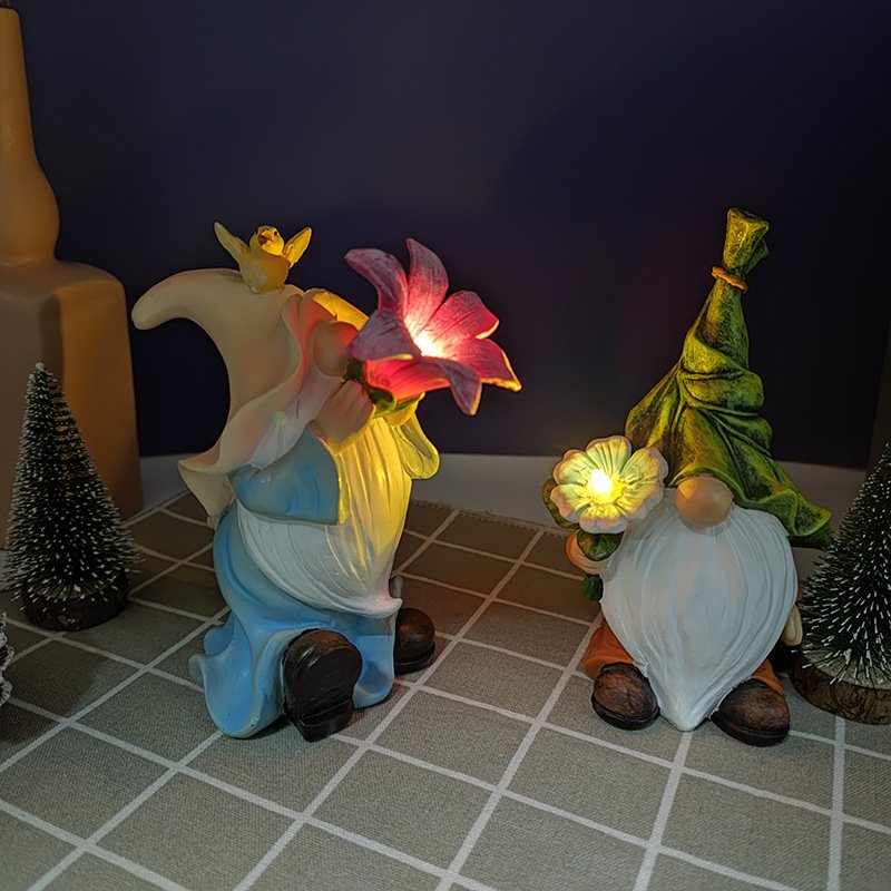 Brand New Solar Garden Gnome statue with light up flower Resin reading book gnome wild decoration for yard patio landscape