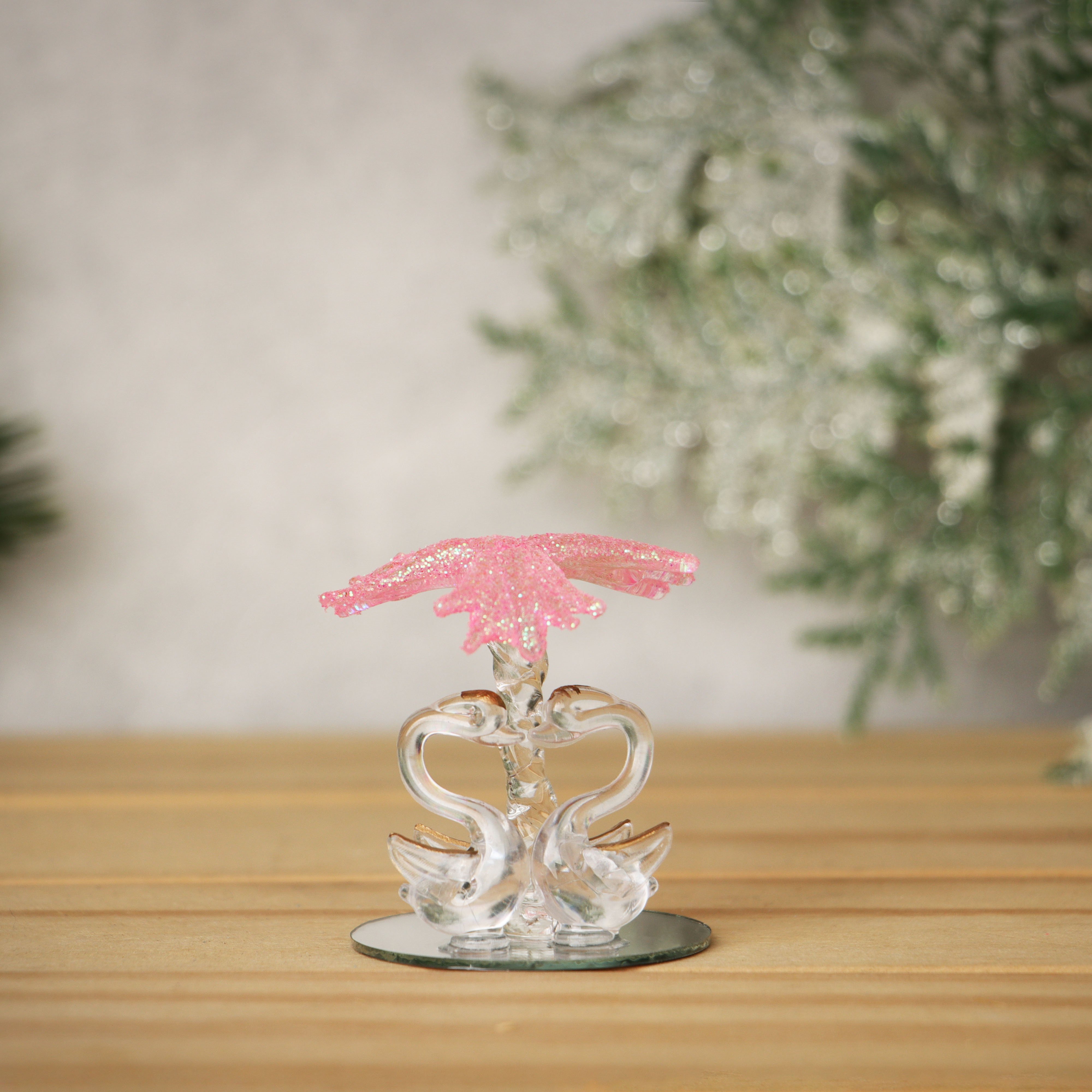 Modern Style Christmas Family Ornament Ship Water Hyacinth Mini Fish Mickey Mouse Gold For Wholesale