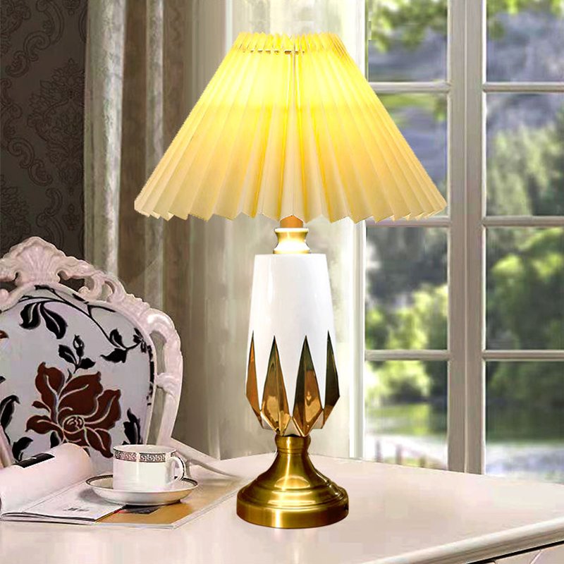 American Retro LED Table Lamp European Luxury Night lamps home decor Living Room Hotel Bedroom bedside lamp Desk Light