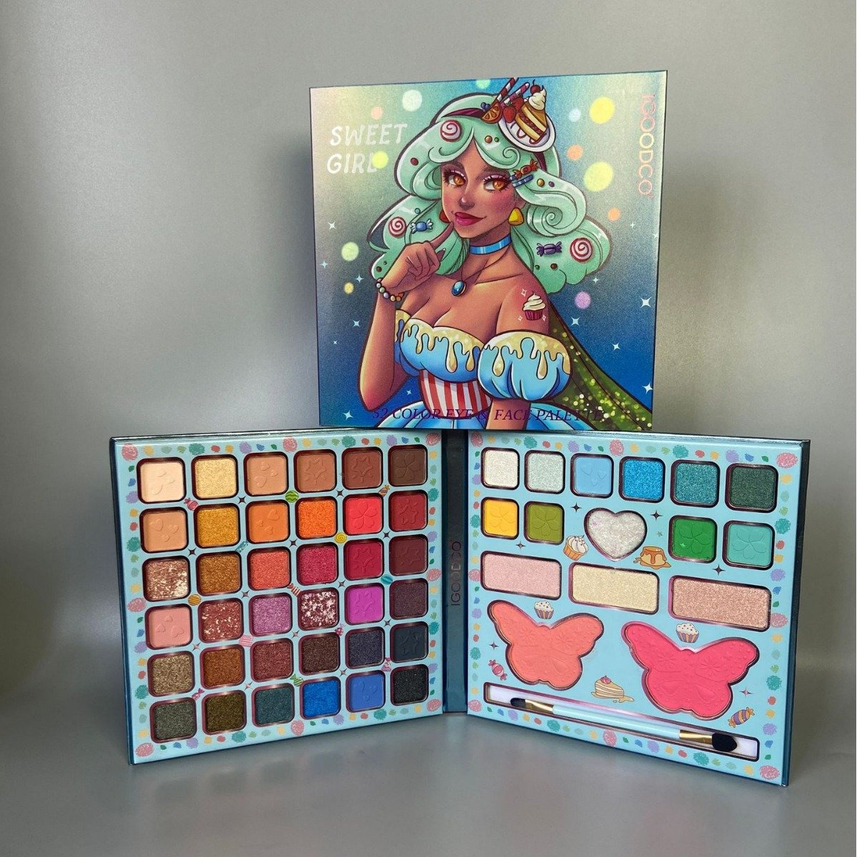 Wholesale cute eyeshadow palette book Vegan glitter High pigment maquillaje multichrome Custom Eyeshadow primer Makeup set