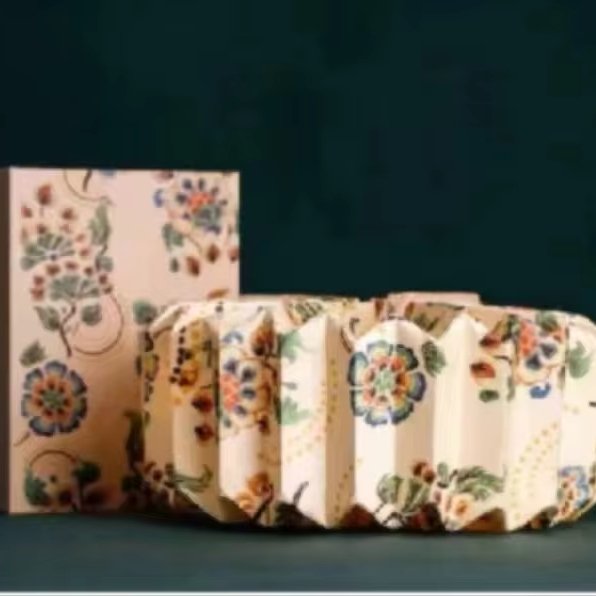 Premium Genuine printing Accordion Book Lamp for Luxury IP Brand Gifts